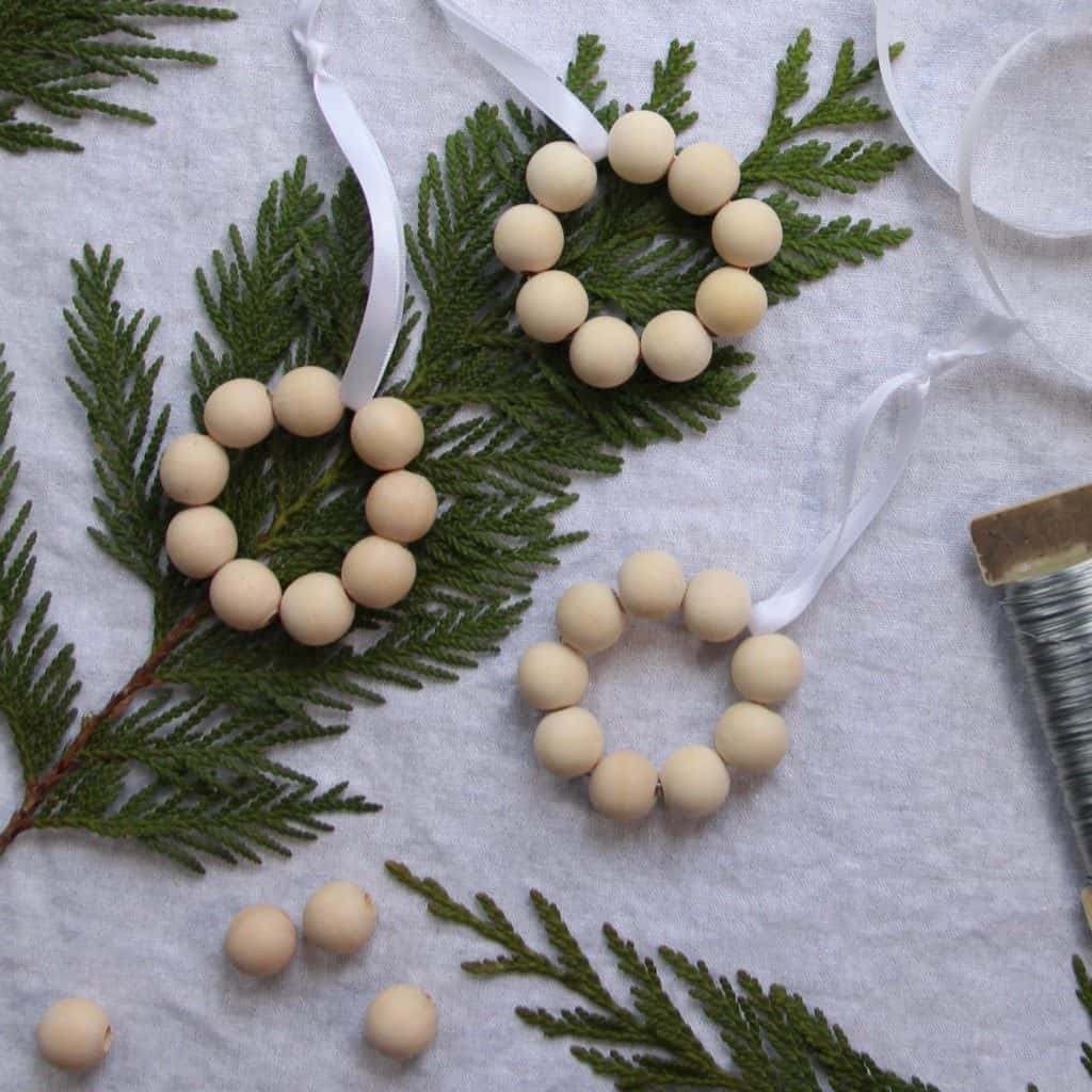 Birch wood bead wreath christmas ornament tutorial | home for the harvest