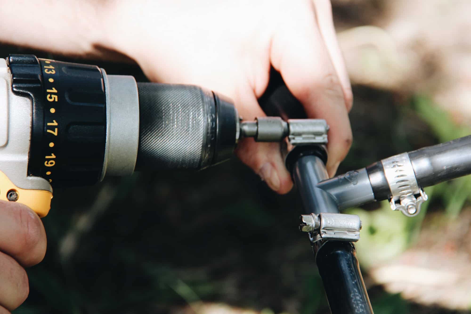 DIY drip irrigation systems for efficient watering and happy plants 💧🌱
