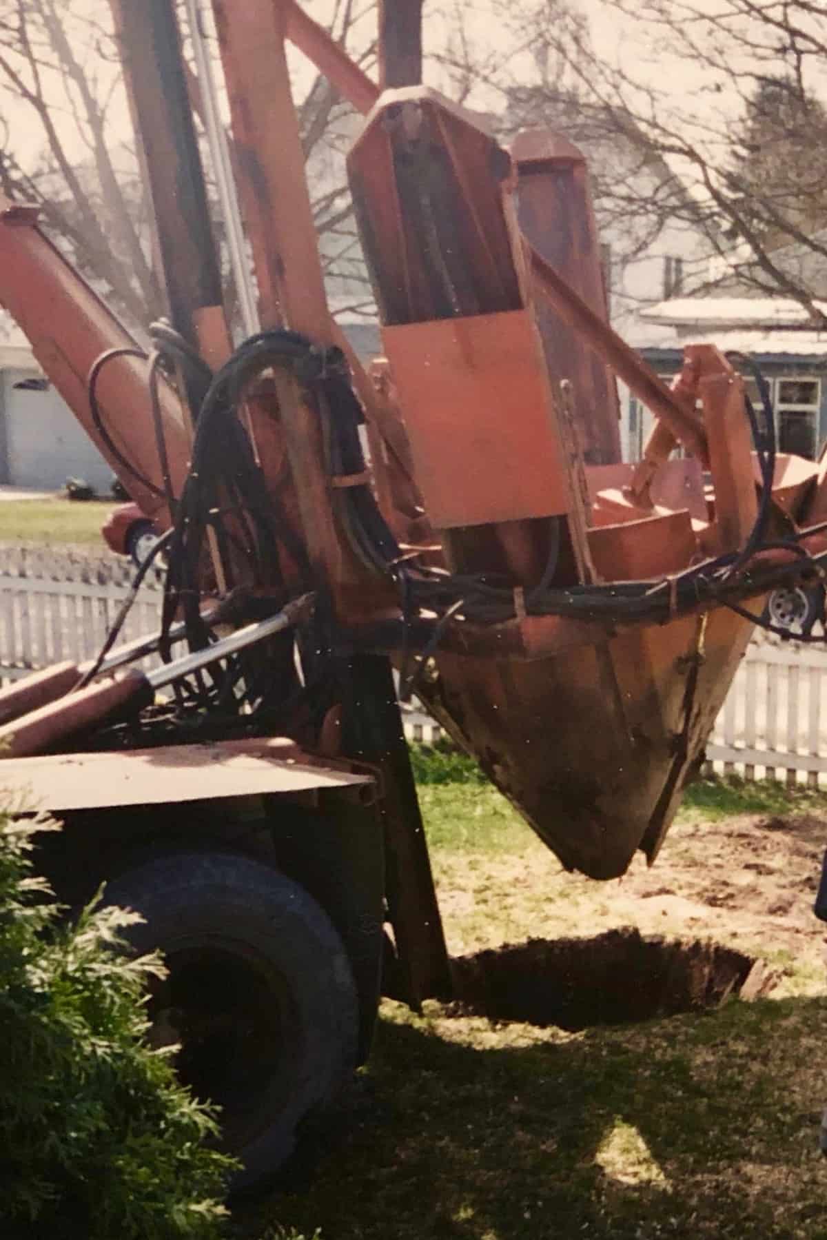Moving a large tree with a tree spade truck