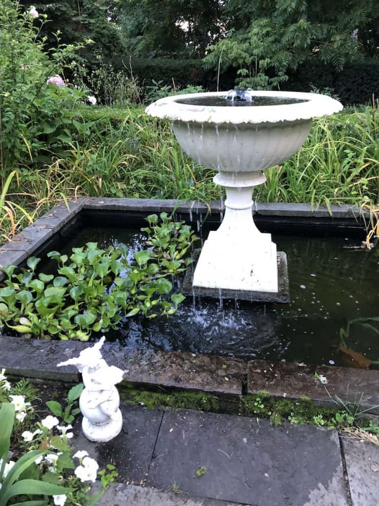 White Painted Concrete Birdbath with Fountain and Pond
