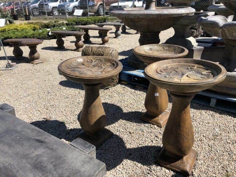 Concrete bird baths 🐦 🌿 Create a harmonious backyard sanctuary