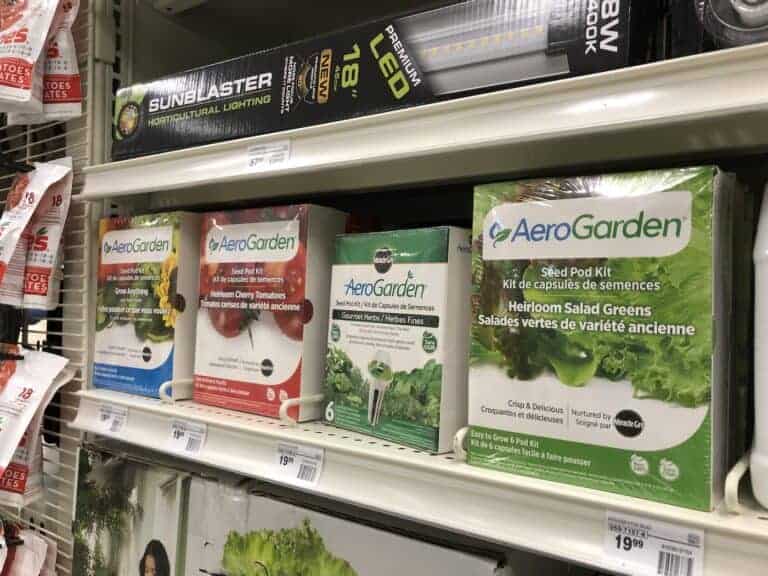 AeroGarden lettuce 🥬 💡 Growing fresh and crisp greens indoors